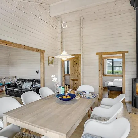 3 Bedroom In Sydals *